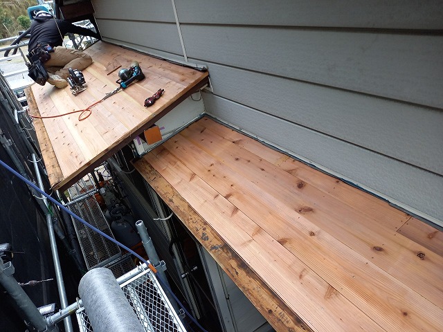 庇屋根の葺き替え工事